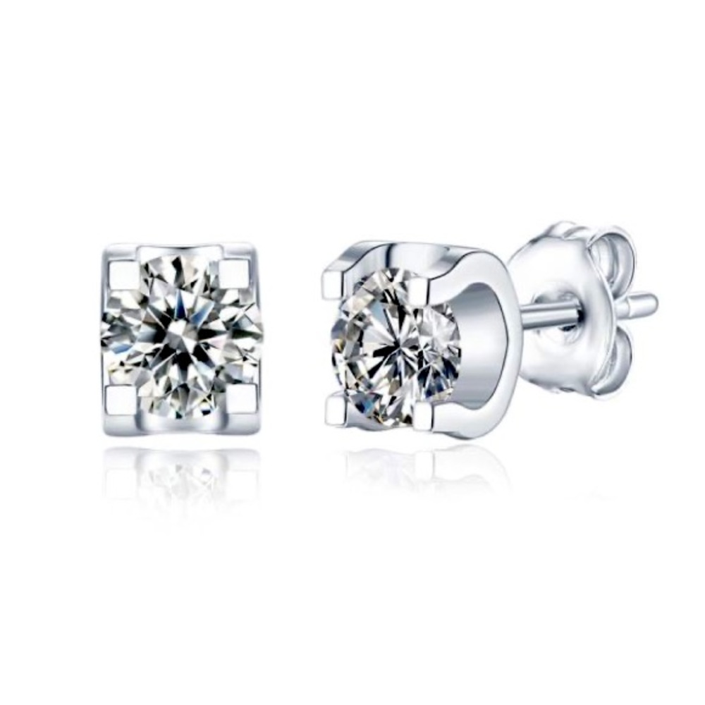 Sterling Silver .925 Moissanite Stud Earrings